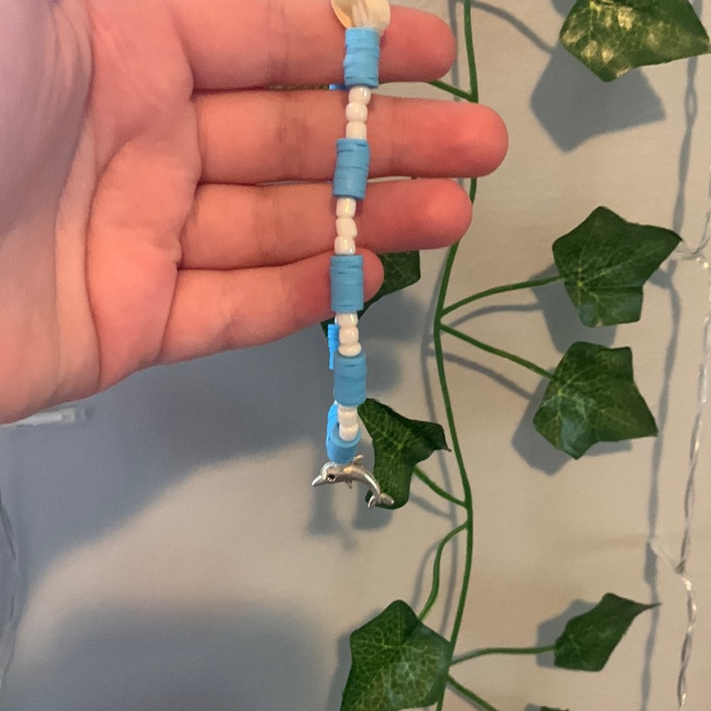 Blue and white shimmer clay bead bracelet